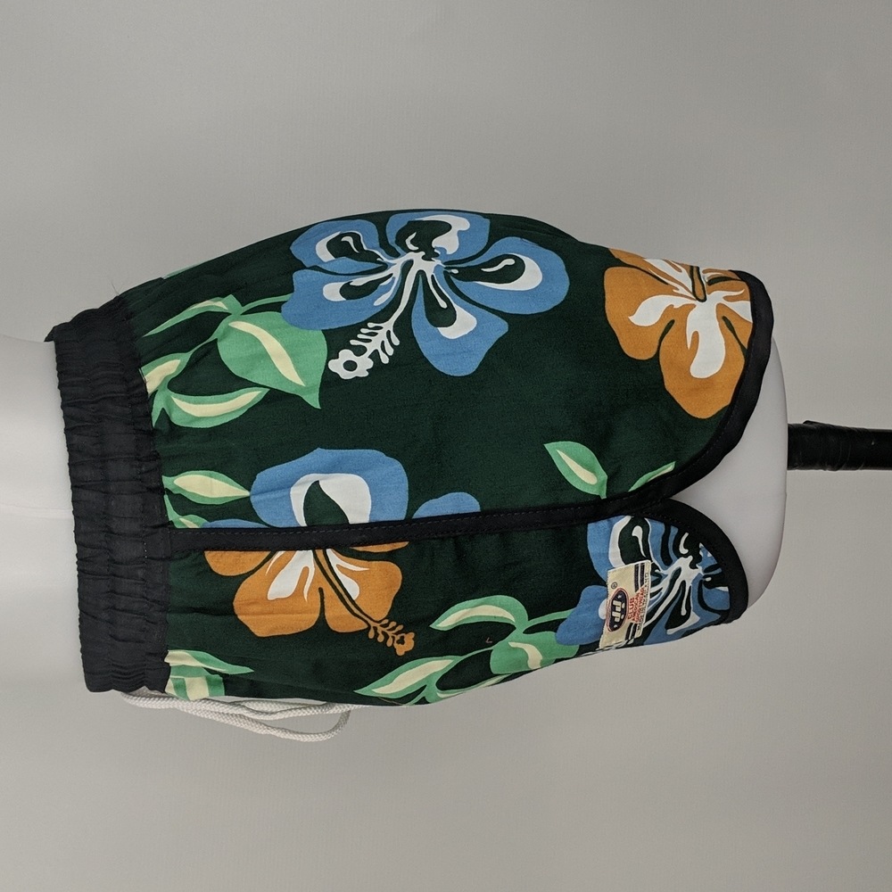 Women's Shorts Size Small Green Hawaiian Print Black Trim Elastic Waist Tie-up - Picture 3 of 8